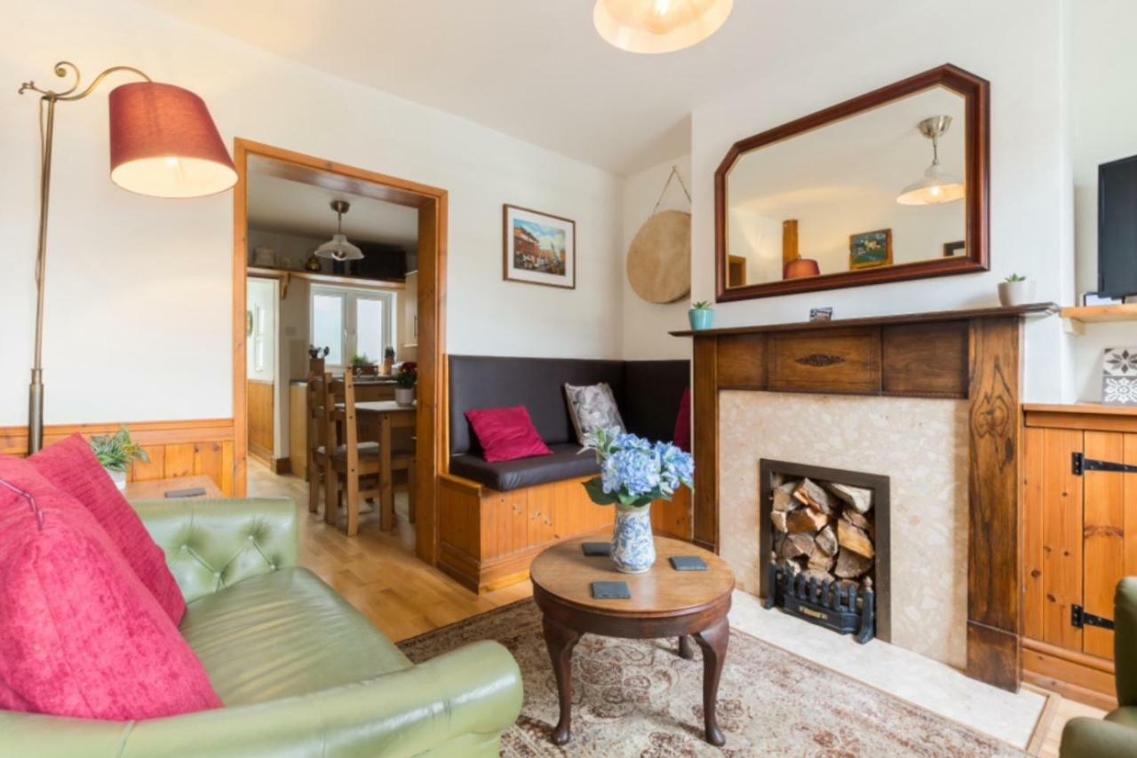 Fergies Canal Side Cottage Warwick  Exterior photo